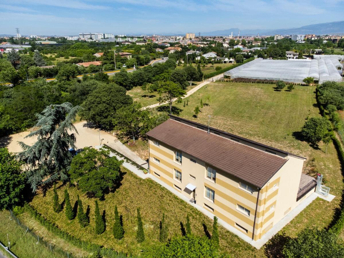 Borgoroma - Business & Home Verona Exterior photo